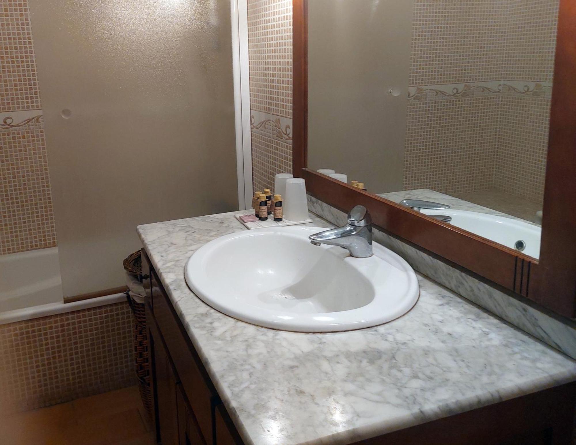 Apartamentos San Salvador Parking Gratis Mérida Buitenkant foto